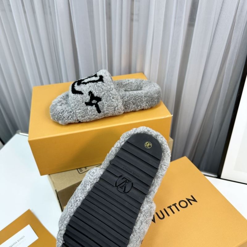 Louis Vuitton Slippers